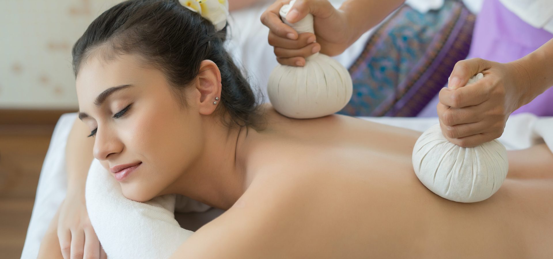 Potli Massage in Mumbai – Traditional Herbal Therapy